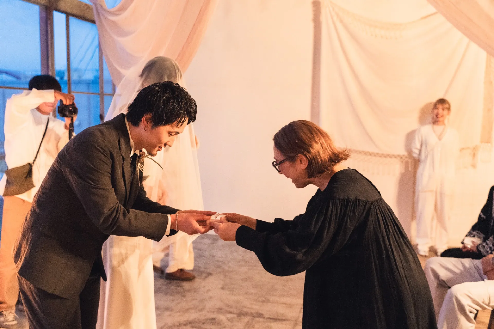 スタジオセレモニー